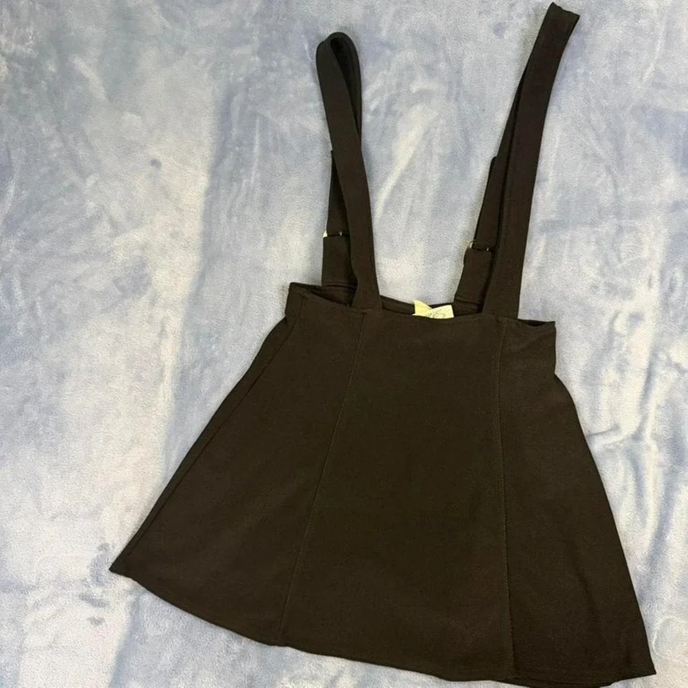 Vintage Stella black mini skirt with gold‎ buckles Size M